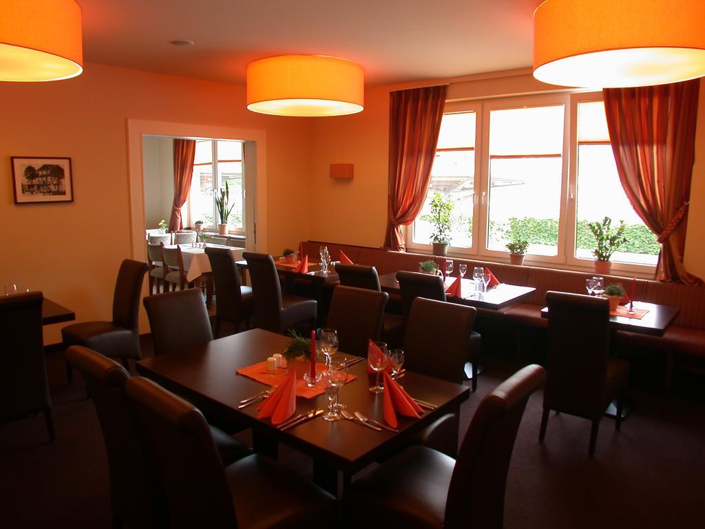 Westfaelischer Hof Lugde Luaran gambar